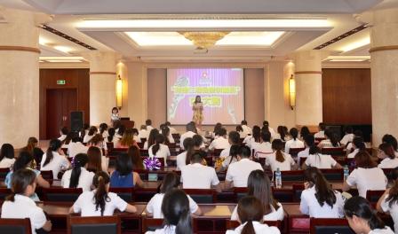 集團(tuán)舉行“我是仁和金牌講解員”P(pán)K大賽